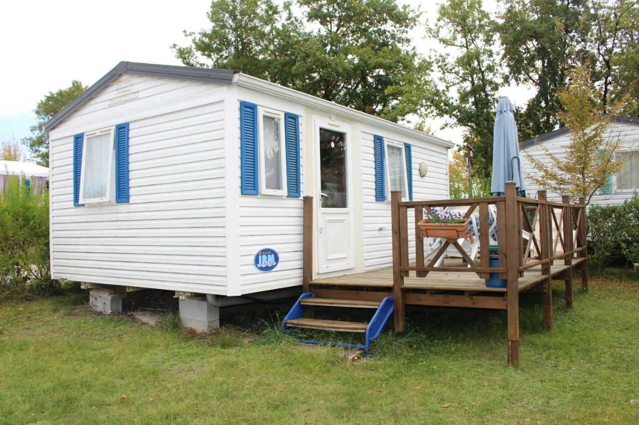 Camping Du Pontis Verteillac Exterior foto