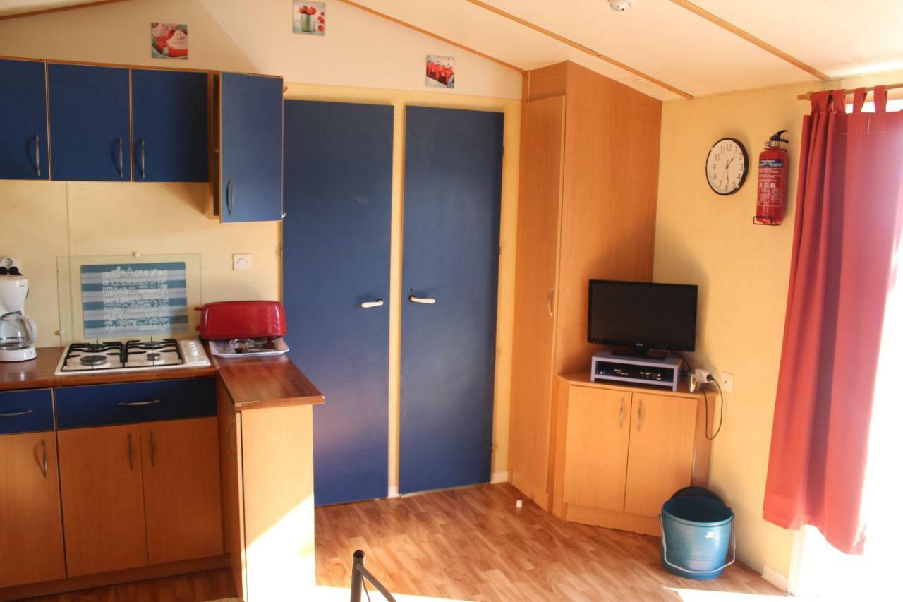 Camping Du Pontis Verteillac Exterior foto