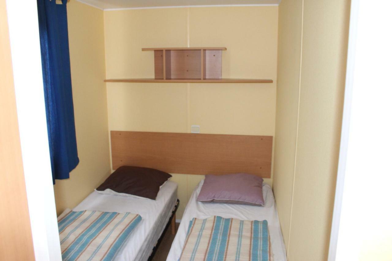 Camping Du Pontis Verteillac Exterior foto