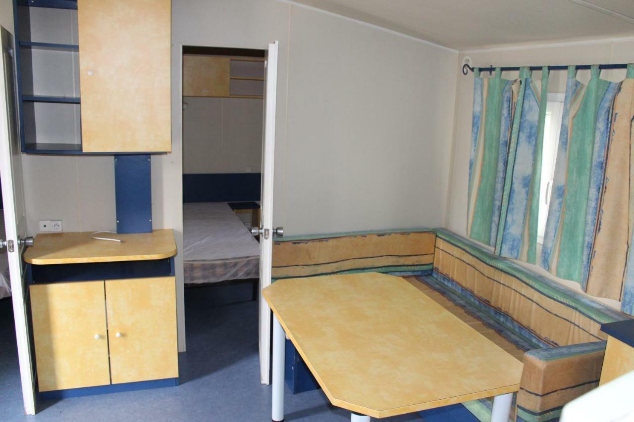 Camping Du Pontis Verteillac Exterior foto